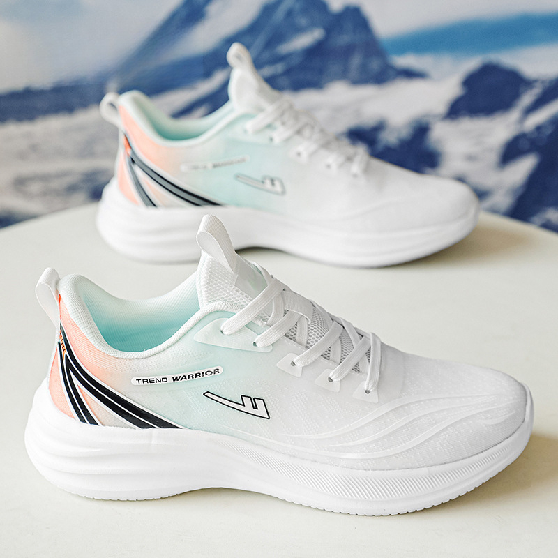 Moteriški lengvi kasdieniai sportbačiai su dirbtiniu pūku viršutiniu, EVA padas, raišteliai, žemas viršus