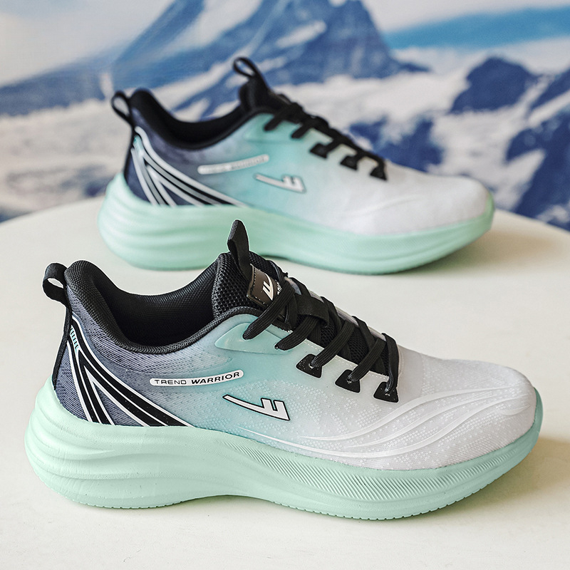 Moteriški lengvi kasdieniai sportbačiai su dirbtiniu pūku viršutiniu, EVA padas, raišteliai, žemas viršus