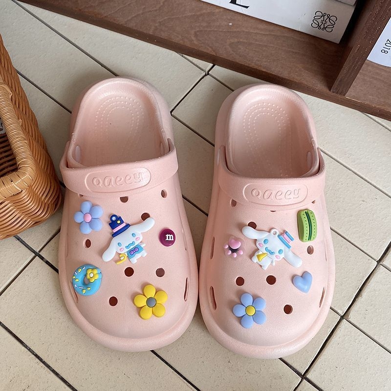 Slip-On klogai su gumine padu – lengvi, neslidūs, apvali nosis, pado storis ≤0,5 cm