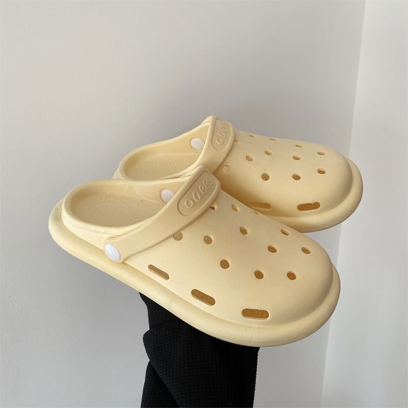 Slip-On klogai su gumine padu – lengvi, neslidūs, apvali nosis, pado storis ≤0,5 cm