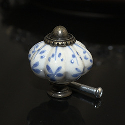 Κεραμική λαβή σε σχήμα κολοκύθας για συρτάρια και ντουλάπια, ζωγραφισμένη στο χέρι, μοντέλο 016, κεραμικό υλικό, υψηλής θερμοκρασίας καψίματος, προέλευση Zhejiang