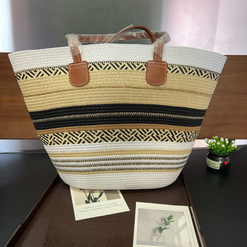 Bohemiai etnikus szalmaszál táska - függőleges kvadrát alakja, cipzár, poliészter bélés, őszi 2025