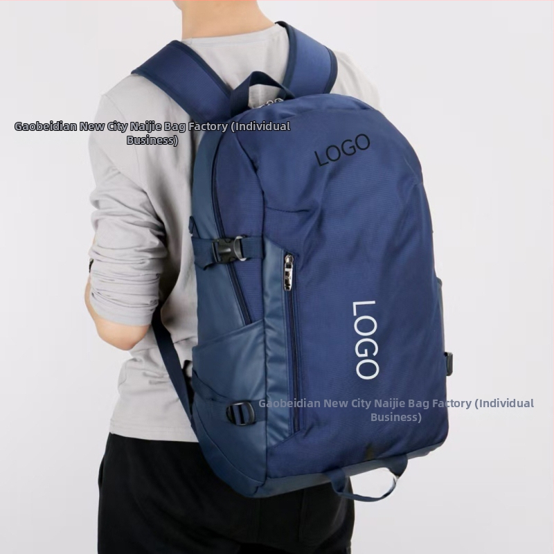 Batoh z nylonu, vodeodolný, objem 36–55 L, kompatibilný s 15-palcovým notebookom, zakrivené ramenné popruhy, mestský štýl