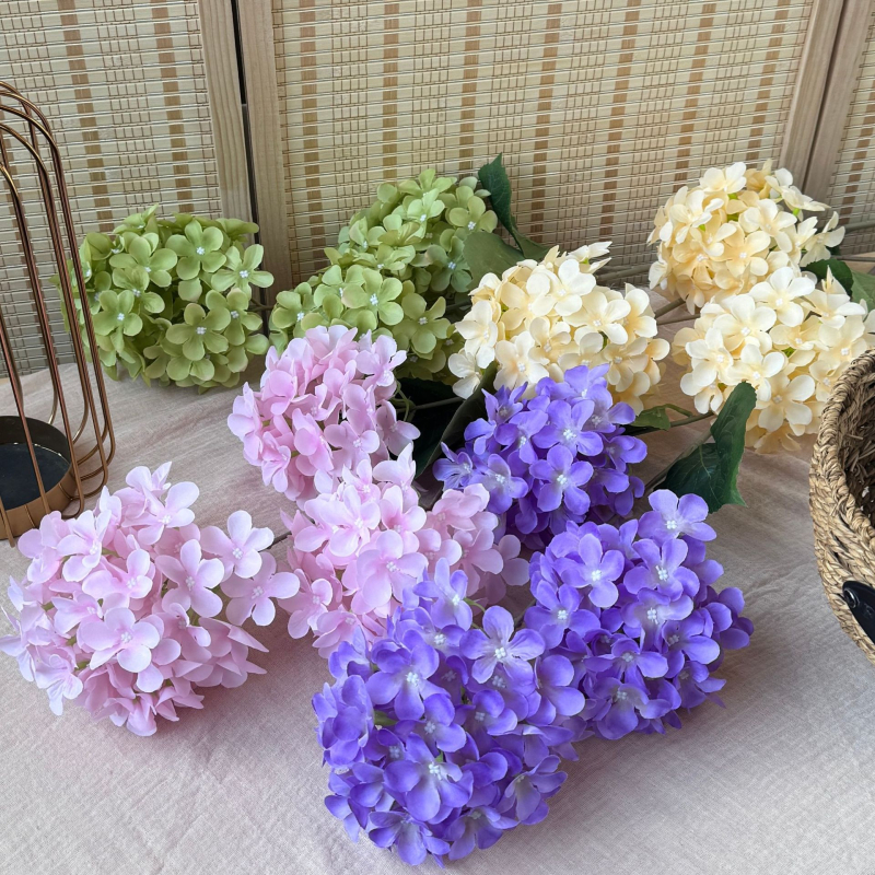 Orange hodvábne kvety, 3-hlavová pagodová hydrangea, kvetinová dekorácia s reliefovým štýlom pre svadbu a domovú výzdobu