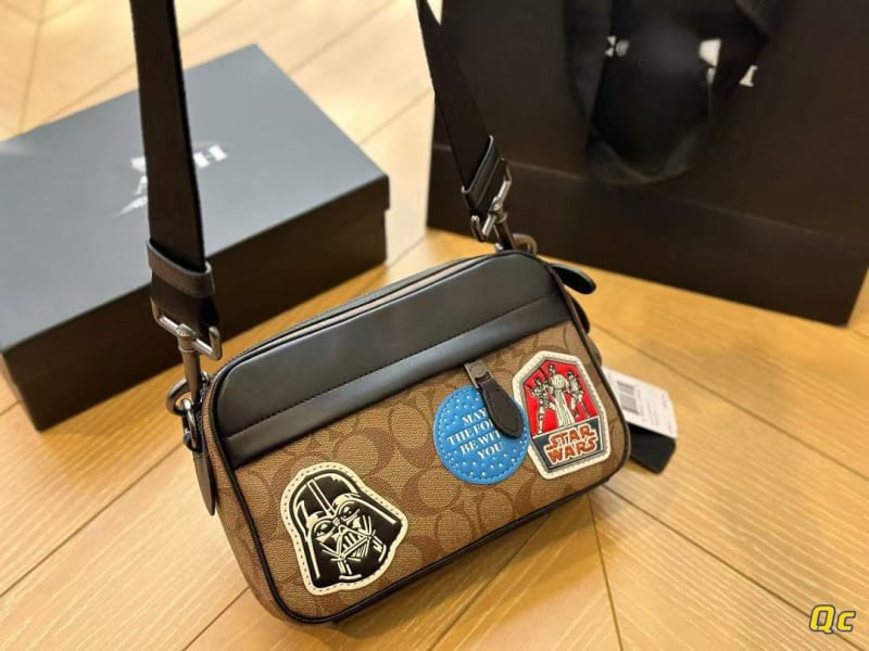 Vīriešu kameru plecu soma - PVC materiāls, brīvā laika ceļošanas stils, poliestera odere, 2018. gada pavasaris, ikdienas lietošanai