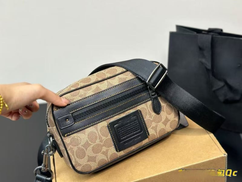 Vīriešu kameru plecu soma - PVC materiāls, brīvā laika ceļošanas stils, poliestera odere, 2018. gada pavasaris, ikdienas lietošanai