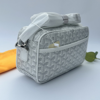 Кроссбоди чанта с геометричен модел, PVC материал, водоустойчива, извита презрамка, унисекс (PVC; геометричен модел; водоустойчива; извита презрамка; унисекс)