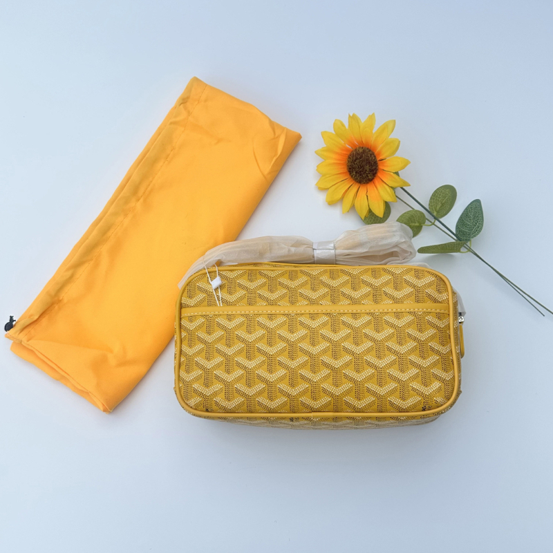 Кроссбоди чанта с геометричен модел, PVC материал, водоустойчива, извита презрамка, унисекс (PVC; геометричен модел; водоустойчива; извита презрамка; унисекс)