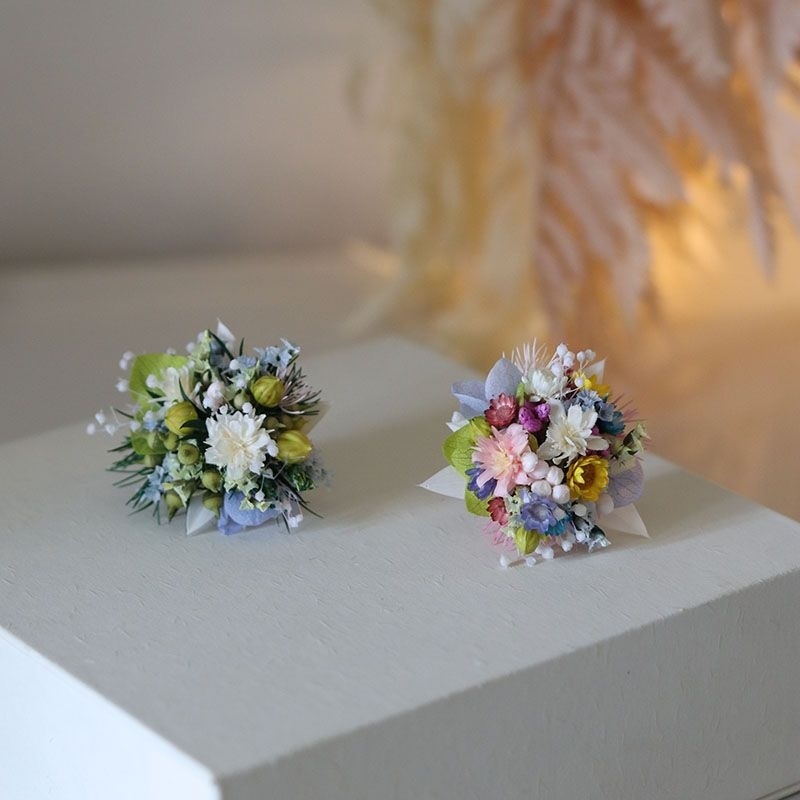 Inel cu flori păstrate și broșă – stil pădure pentru nuntă, design personalizat, concept original (Brand: altul; Material: altul; Varietate: buchete amestecate)