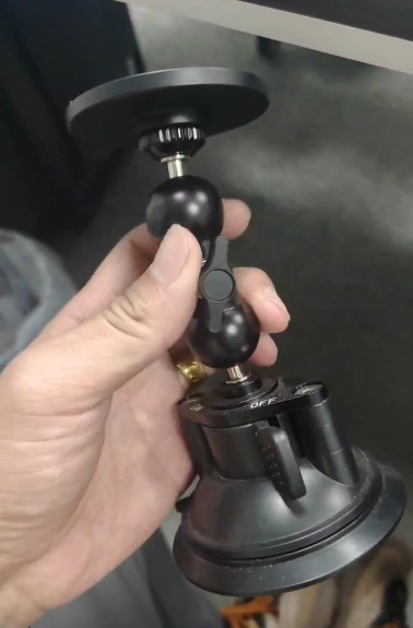 Trikojinio stovo galvos rinkinys, aliuminio lydinys, maksimali apkrova 2 kg, universalus siurbimo laikiklis telefonams, Magic Hand tvirtinimas veiksmo kameroms