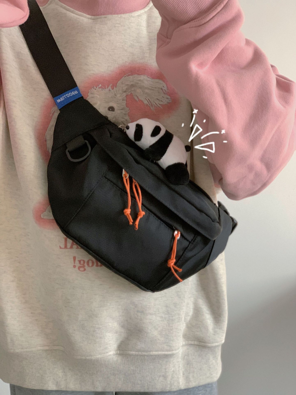 Ženska crossbody torba sa zatvaračem, kompozitni materijal, podstava od poliestera, unutarnji džepovi za telefon i identifikacijsku karticu