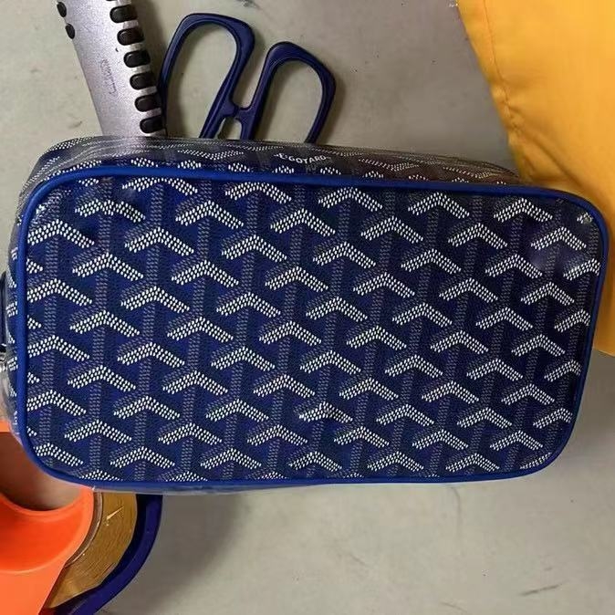 Gaoya Kamera Táska – PVC külső, poliészter bélés, cipzáras nyitás, kamera betét- és dokumentumtartó zseb, uniszex, keresztpántos hordozás