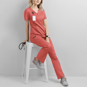 Unisex set scrubs zdravotníckych – top s krátkym rukávom a nohavice s V výstrihom, rýchloschnúci polyester-elastán zmes