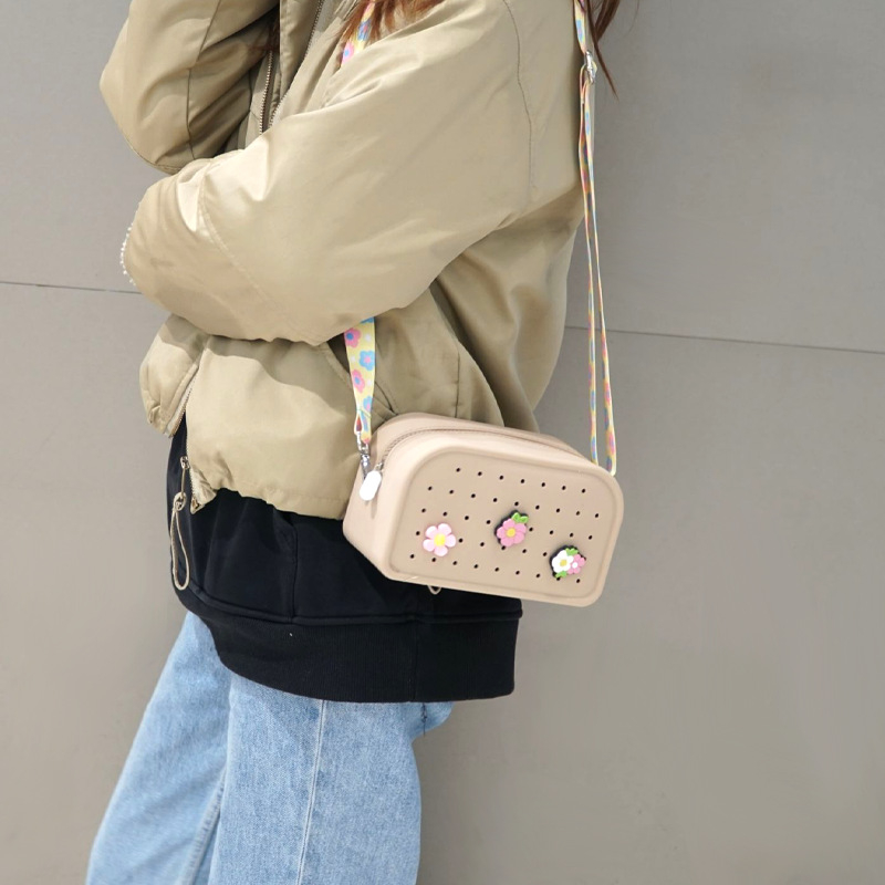 NH1118 kozmetikai táska, szilikon, kocka alakú, többfunkciós utazáshoz.