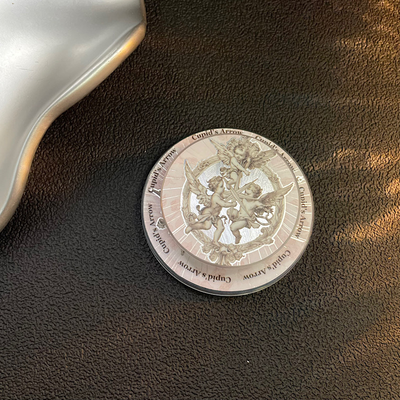 Mágneses telefon-tartó, műanyagból, rajzfilm stílus, testreszabás elérhető