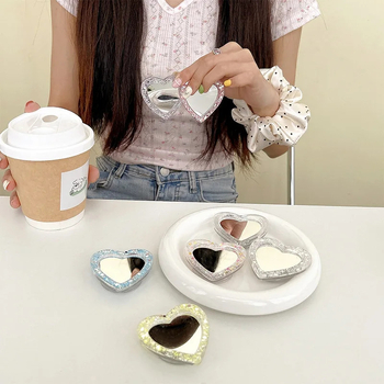 Asztali telefonállvány glitter pillangó mintázattal, tükrös matricával és MagSafe kompatibilitással