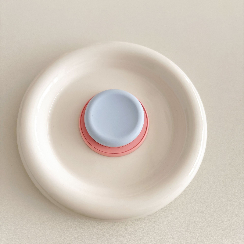 Ergonomisks silikona statīvs visiem tālruņiem (SJ-LX001) ar magnētisko izvilkuma gaisa spilventiņu