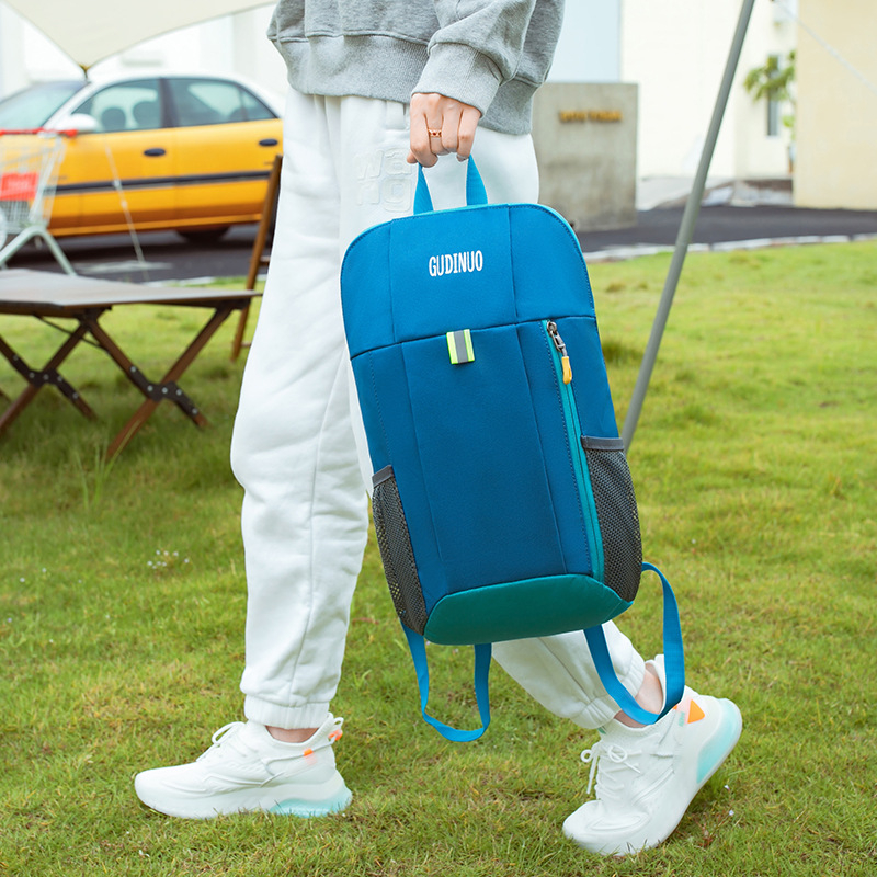 Unisex najlon ruksak s zračnim remenima, Gutino, kompatibilan s 14-inčnim prijenosnim računalom, kapacitet ispod 20 L
