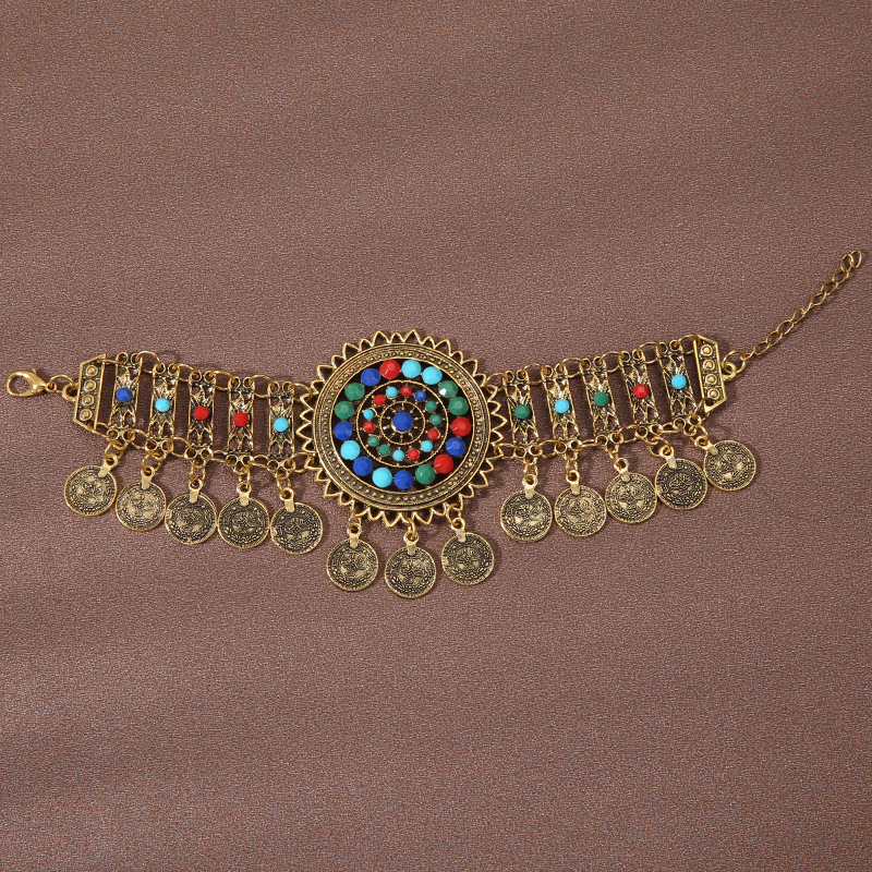 Etno stiilis Miao tutikoha peapalae, originaalne disain kostüümile (Materjal: sulam; Katmine: elektroplaking; Pakend: eraldi pakend; Turuletoomise aeg: kevad 2023)