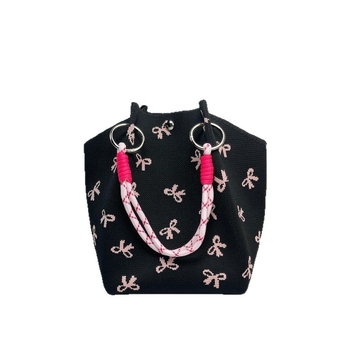 Moteriška megzta ovali cilindrinė rankinė bucket (Poliesteris; cilindrinė forma; magnetinis užsegimas; pamušalas poliesteris)