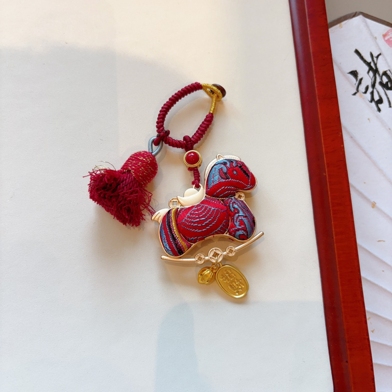 Póni medál autóhoz és táskákhoz, kézzel készített textil, kétoldalas, kínai stílus, irodalmi retro