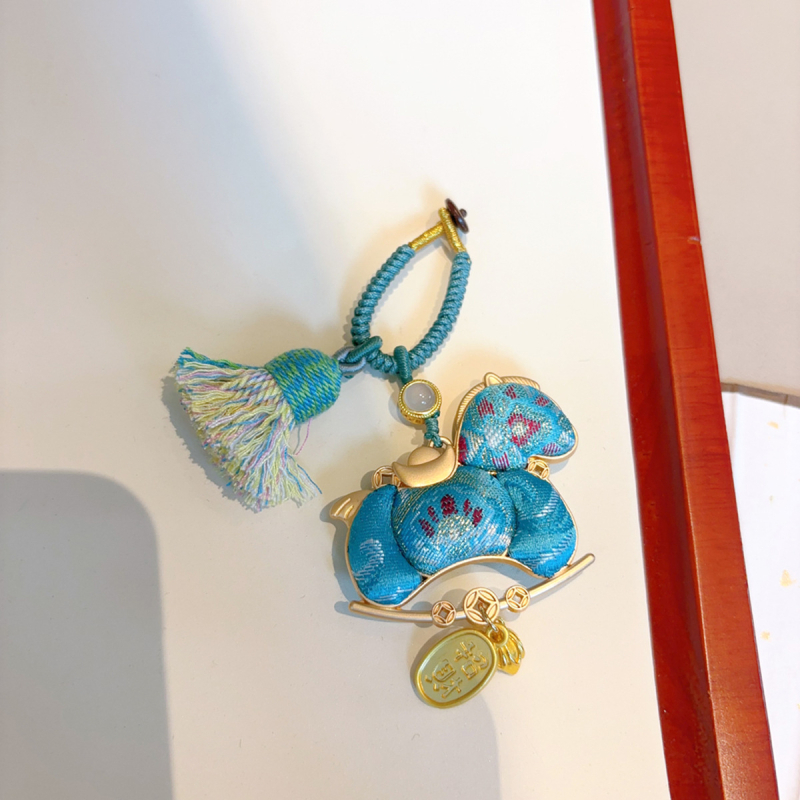 Póni medál autóhoz és táskákhoz, kézzel készített textil, kétoldalas, kínai stílus, irodalmi retro