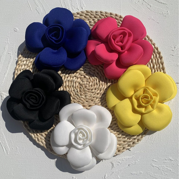Corsage – poliészter virág, uniszex alap stílus, Litvi márka, nyár 2025