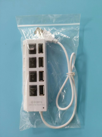 USB 2.0 hub so 4 portami, 45 cm kábel, napájanie cez USB (bez externého napájania)