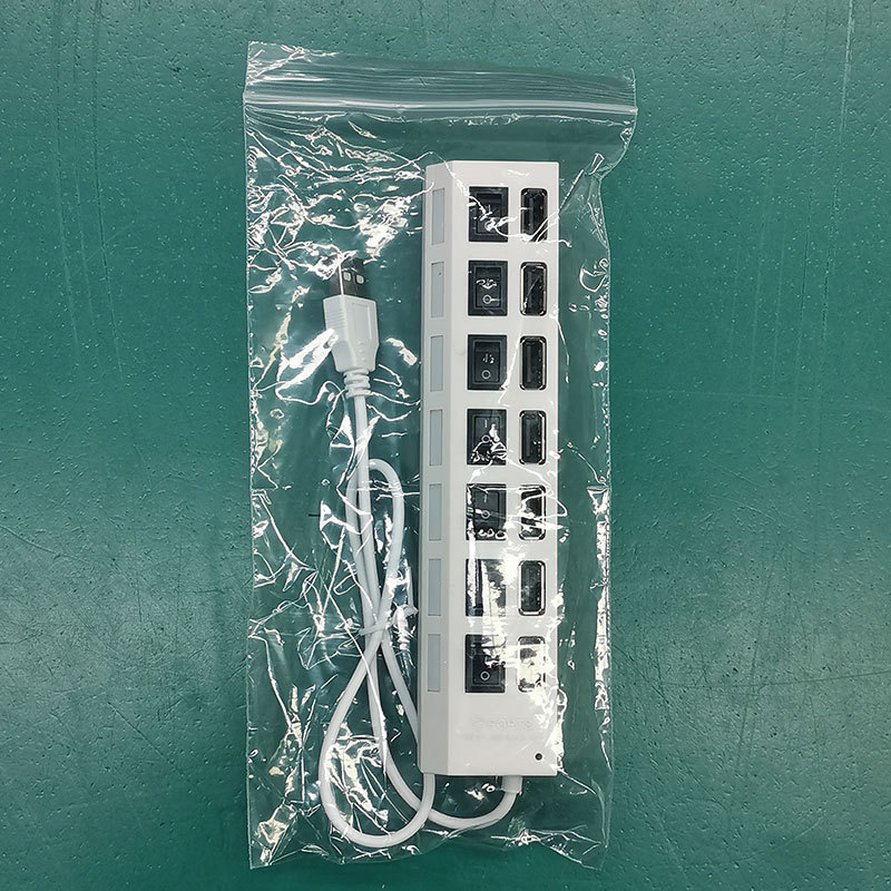 USB 2.0 hub so 4 portami, 45 cm kábel, napájanie cez USB (bez externého napájania)