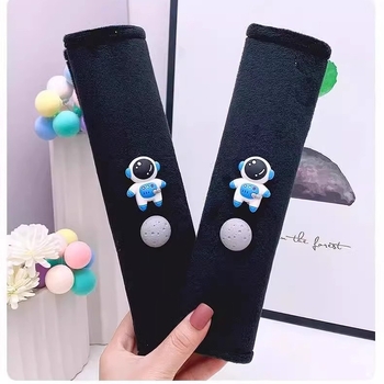 Autós öv vállvédő – Cartoon Dingdang Cat, meghosszabbított hossz, poliészter, szorítás elleni védelem, logó nyomtatás elérhető