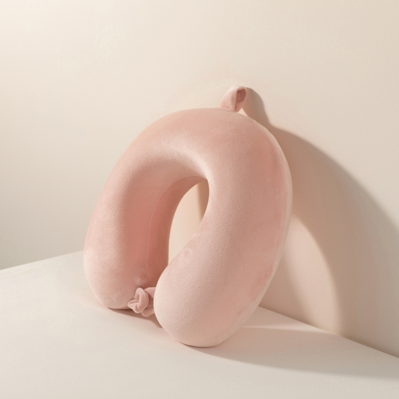 Memóriahabú U-alakú nyakpárna utazáshoz és irodába, plüss anyaggal, hordozható