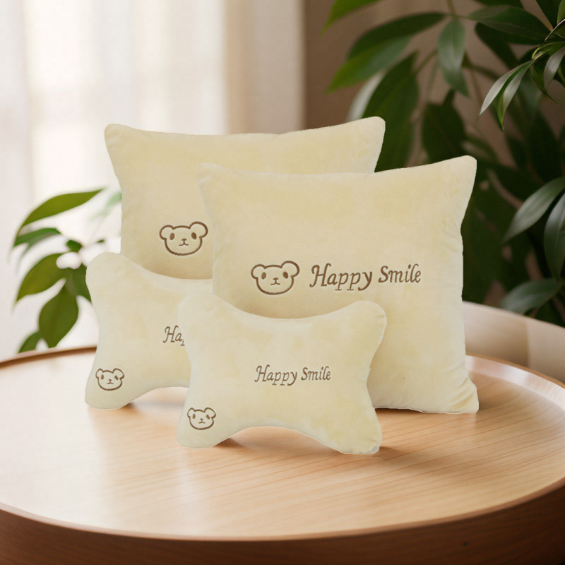 Automobiļas galvas atbalsta un jostas atbalsta komplekts ar kristāla samta ārējo apdari, PP kokvilnas pildījums, karikatūru dzīvnieku raksts, visām sezonām, piemērots visām automašīnām