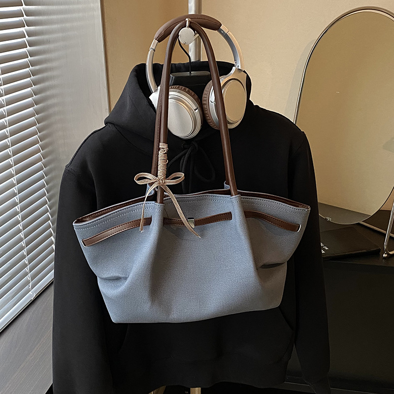 Torbica Tote, ulični stil, PU materijal, horizontalni kvadratni oblik, zatvarač