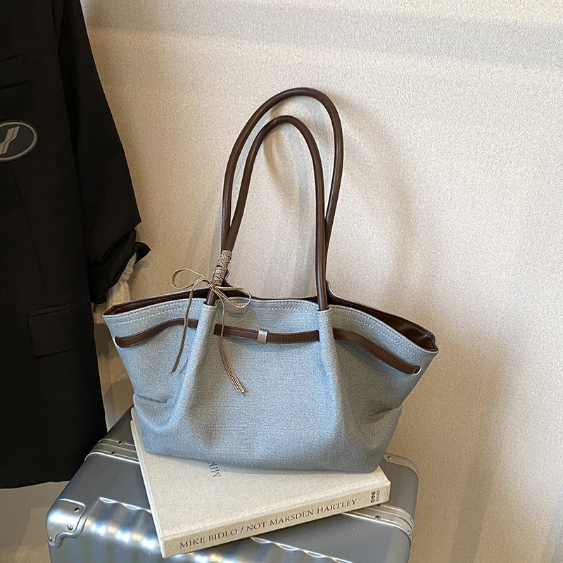 Torbica Tote, ulični stil, PU materijal, horizontalni kvadratni oblik, zatvarač