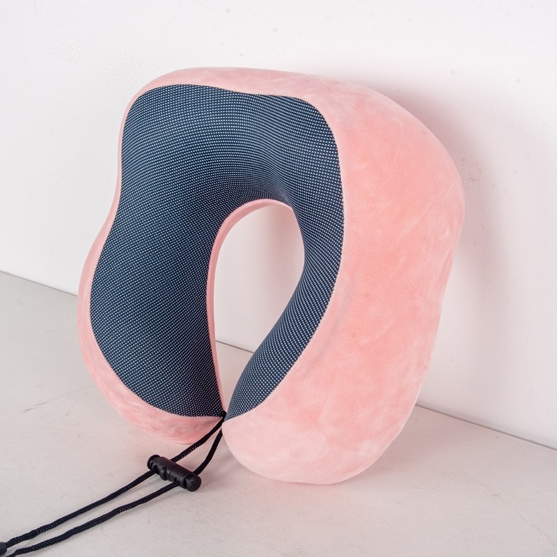 Memóriás hab U‑alakú utazó nyakpárna belsővel, Crystal velúr huzattal, felnőtteknek