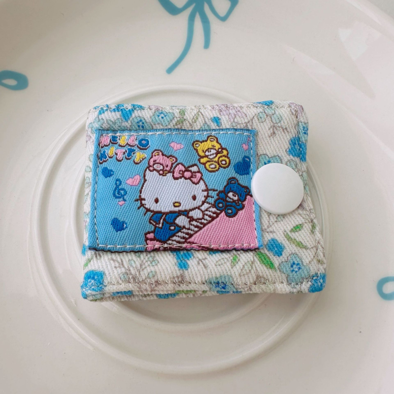 Hello Kitty kabelu organizatora klips, mazais modelis, vienkāršs vīšanas mehānisms, kokvilna, saderīgs ar datu kabeliem un austiņu kabeliem