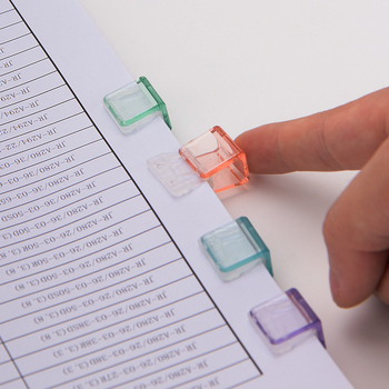 Push klip za dokumente – metalna i plastična konstrukcija; klip za sortiranje dokumenata; višenamjenski klip za skladištenje; marka Today is promising.