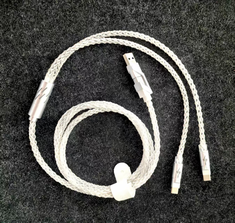 Taustiņu tastatūras kabelis ar 1-2 sadalījumu, gaismas, 10 vadi no monokrystāliska vara, galvenā līnija 1200 mm, zari 300+300 mm, RoHS