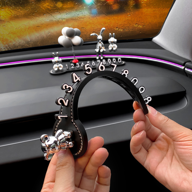Privremeni broj za parkiranje automobila – kreativna slatka unutarnja dekoracija automobila, plastika; Model: Bogatstvo; Tip: Skriveni