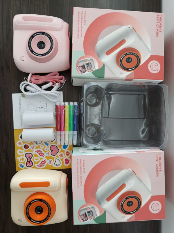 Laste kiirpprintkaamera D102 48MP sensoriga, 2,4-tollise HD LCD-ekraaniga, TF-kaarditugi, 4-tunnine aku tööaeg