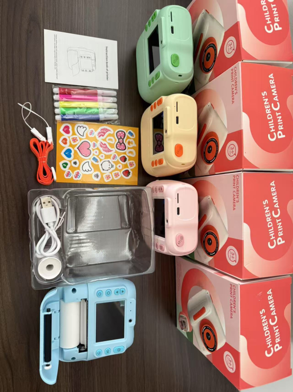 Laste kiirpprintkaamera D102 48MP sensoriga, 2,4-tollise HD LCD-ekraaniga, TF-kaarditugi, 4-tunnine aku tööaeg