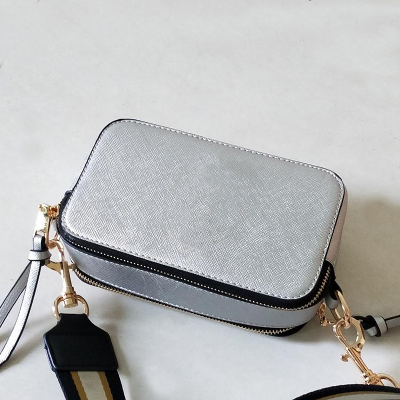 PU mala kvadratna crossbody torba sa zatvaračem, vodoravnog oblika, s jednim remenom, unutarnja džep s zipom, džep za telefon, džep za osobnu iskaznicu