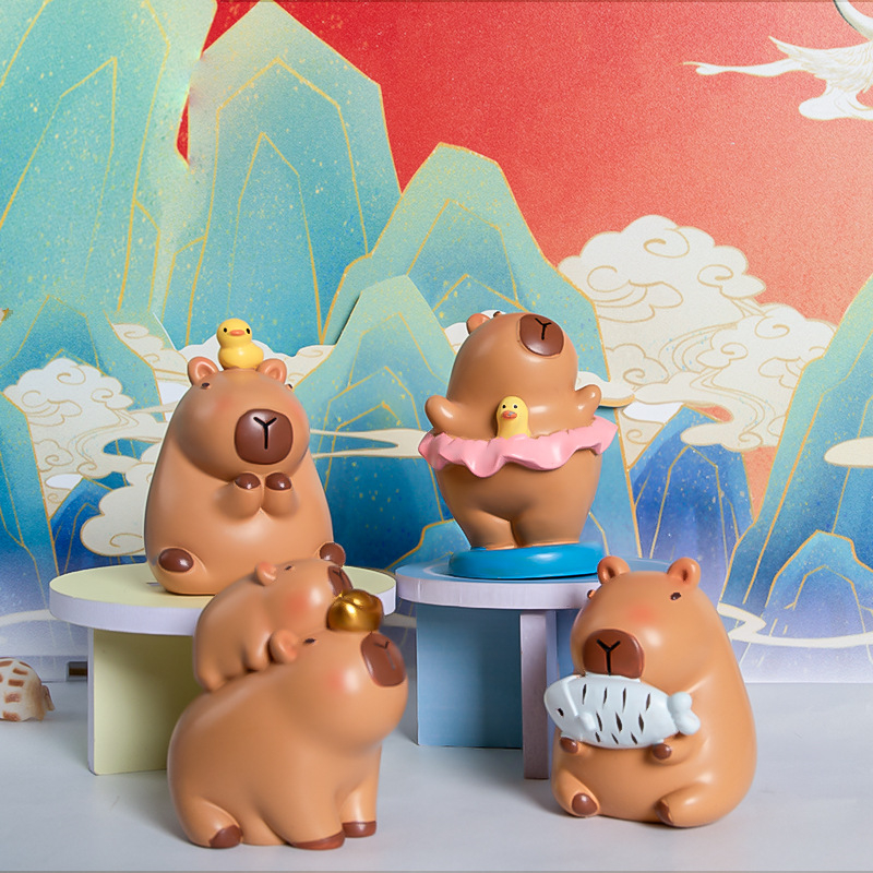 Capybara Dekor od Smole – Mikropejzaž Dekoracija — Slatko, Kreativno, Moderan Stil (smola; Xing Xuan; Mikropejzaž; Moderan Minimalizam)