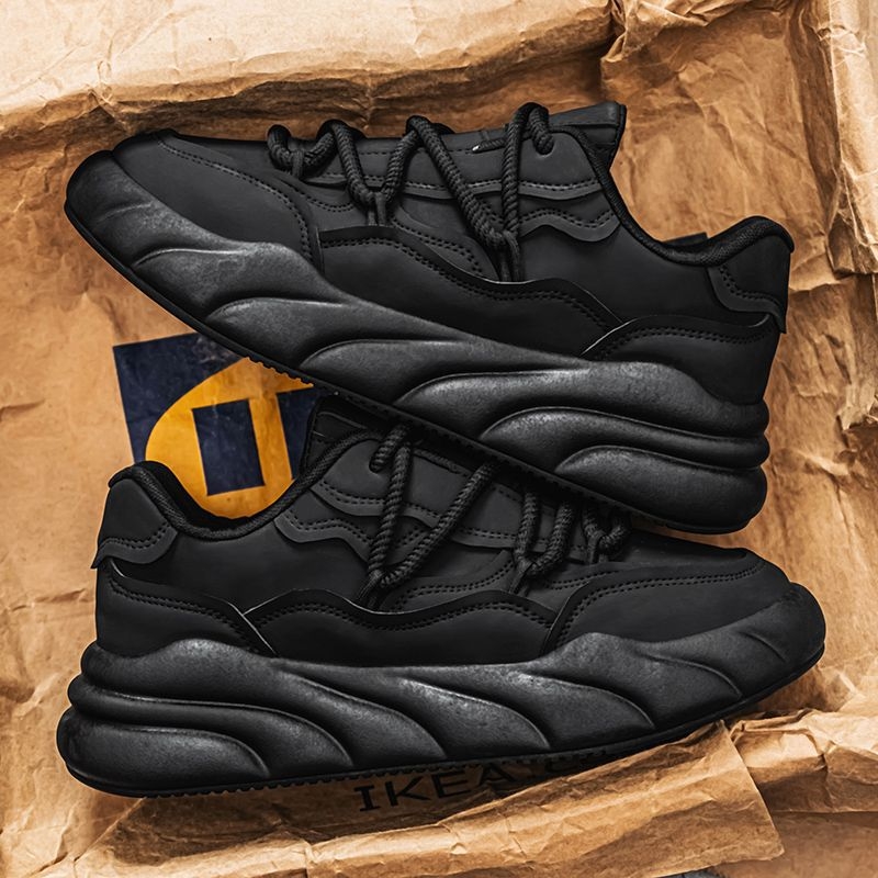 Vīriešu loaferi ar tīkla augšdaļu, punktveida purns, šņorēšana ar auklām, latex iekšējā odere, gumijas zole