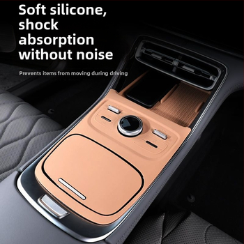 Silikona paliktnis pudelēm turētājam centrālajā konsolē automašīnai ar bezvadu uzlādi – interjera dekora piederums (autorizēts privātais zīmols)