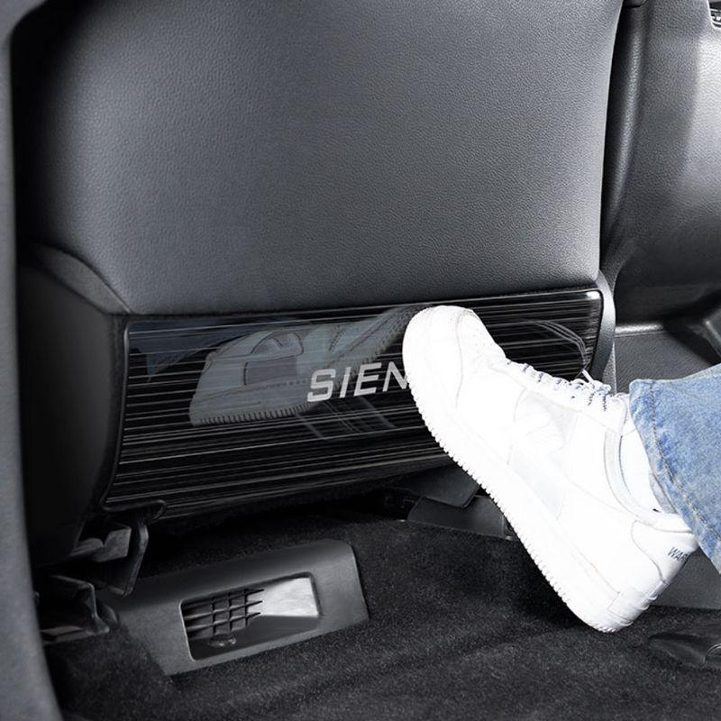 Προστατευτικό πίσω καθίσματος κατά των κλωτσιών για Toyota Sienna — ανοξείδωτος χάλυβας, μινιμαλιστικό στυλ, για όλες τις εποχές