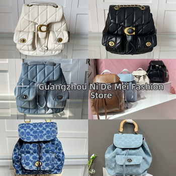 Ženski ruksak od prave kože s poklopcem, zatvaranje šnira. Unutarnje pretince: pretinac sa zipom, pretinac za mobitel, pretinac za identifikacijsku iskaznicu, laminirani pretinac sa zipom, pretinac za kameru. Pogodan za slobodno vrijeme i putovanja. Prozra