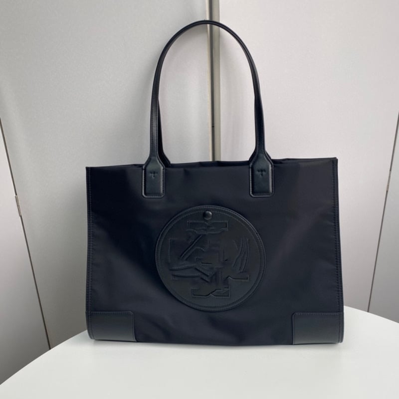 Geantă bucket din canvas pentru femei, cu căptușeală din nylon, închidere magnetică; buzunare interioare: fermoar, buzunar pentru telefon și ID.