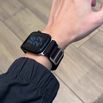 Remen za Apple Watch – prozračan Alpine Loop, pozlaćen, kompatibilan s Ultra 2