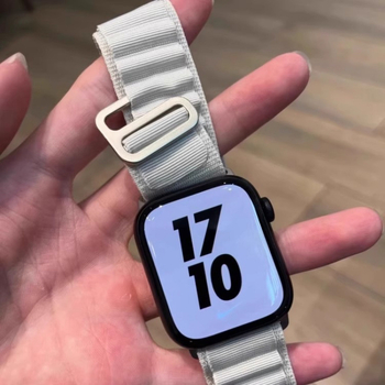 Remen za Apple Watch – prozračan Alpine Loop, pozlaćen, kompatibilan s Ultra 2